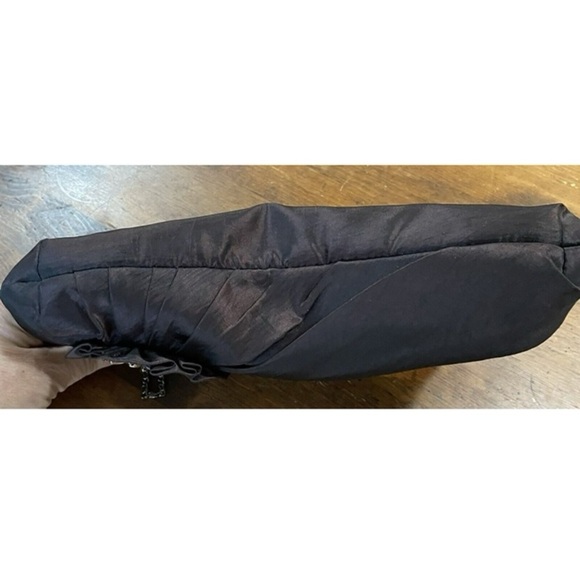 Unbranded brown evening bag with chain strap embellished flower front - Picture 6 of 7